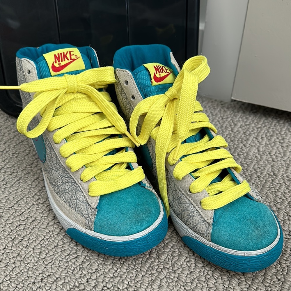 Rare Nike Blazer Blue Lime Green